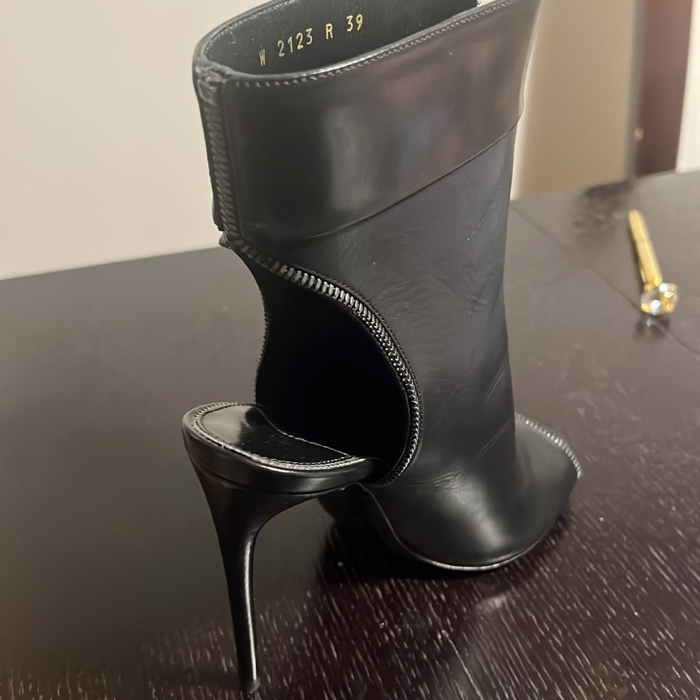 NWT Tom Ford heels - Picture 12 of 13